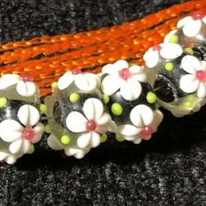 Lampwork Glass Transparent Clear/whiite Flowers pink center Set of 8, .75" wide